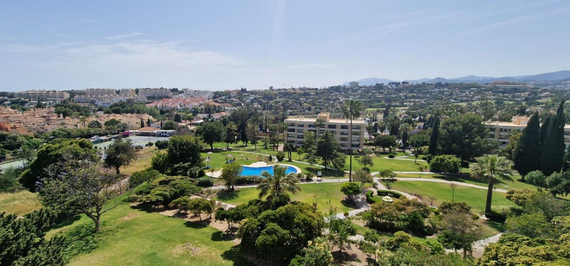 Modern Apartment With Stunning Views Marbella Exterior photo